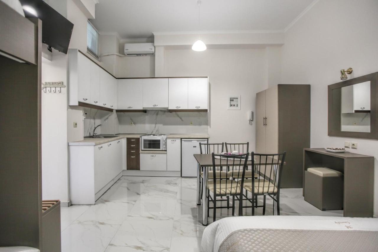 Del Sol #3 Meteora Luxurious Family Suites 卡兰巴卡 外观 照片