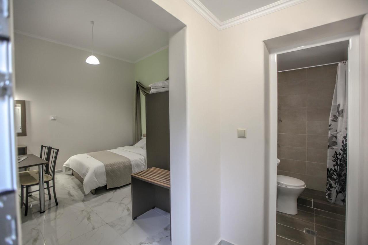 Del Sol #3 Meteora Luxurious Family Suites 卡兰巴卡 外观 照片